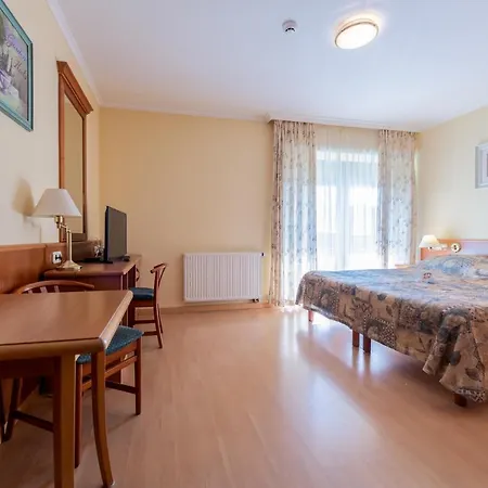 فندق مبيت وإفطار Holiday Club